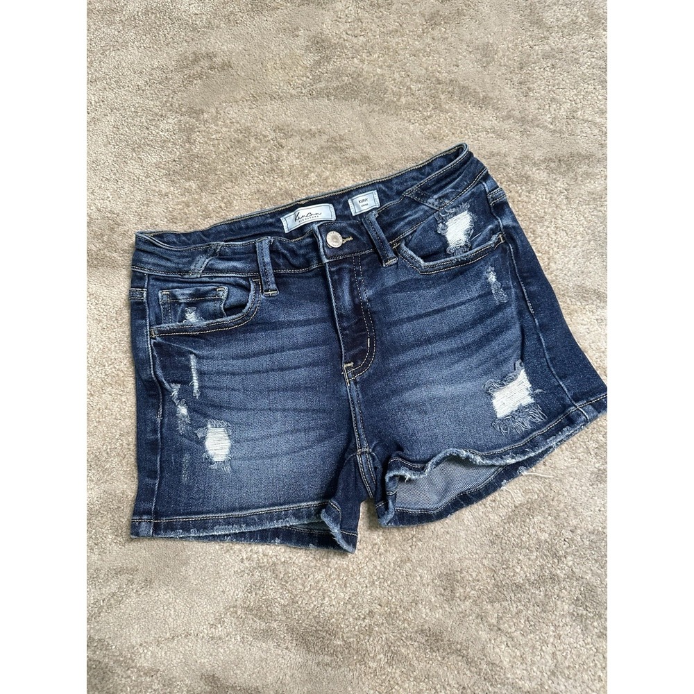 KanCan Signature Kurvy Low rise Women's Shorts Stretch Distressed
